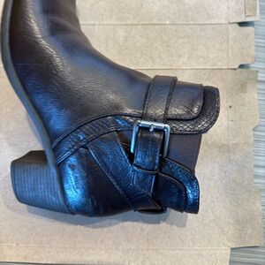 croft & barrow Brown 8.5M Manmade upper Ankle Bootie with Buckle Detail